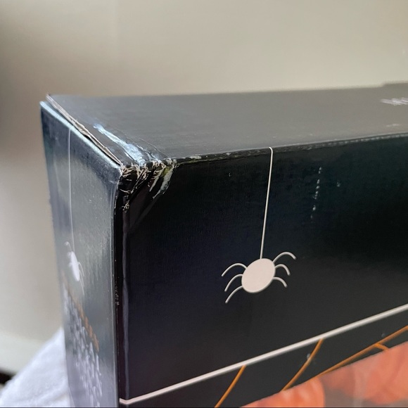 Halloween Lightshow Projection Pumpkin Musical LED Lights Singing Jack O’lantern - Picture 9 of 10